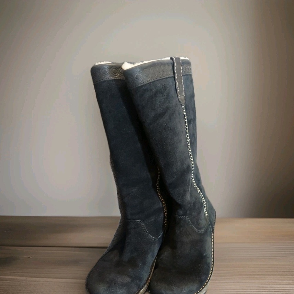 Ugg Australia Swell Tall Black Suede Sheepskin Boots Womens Sz 6 Shoes Boho Y2k
